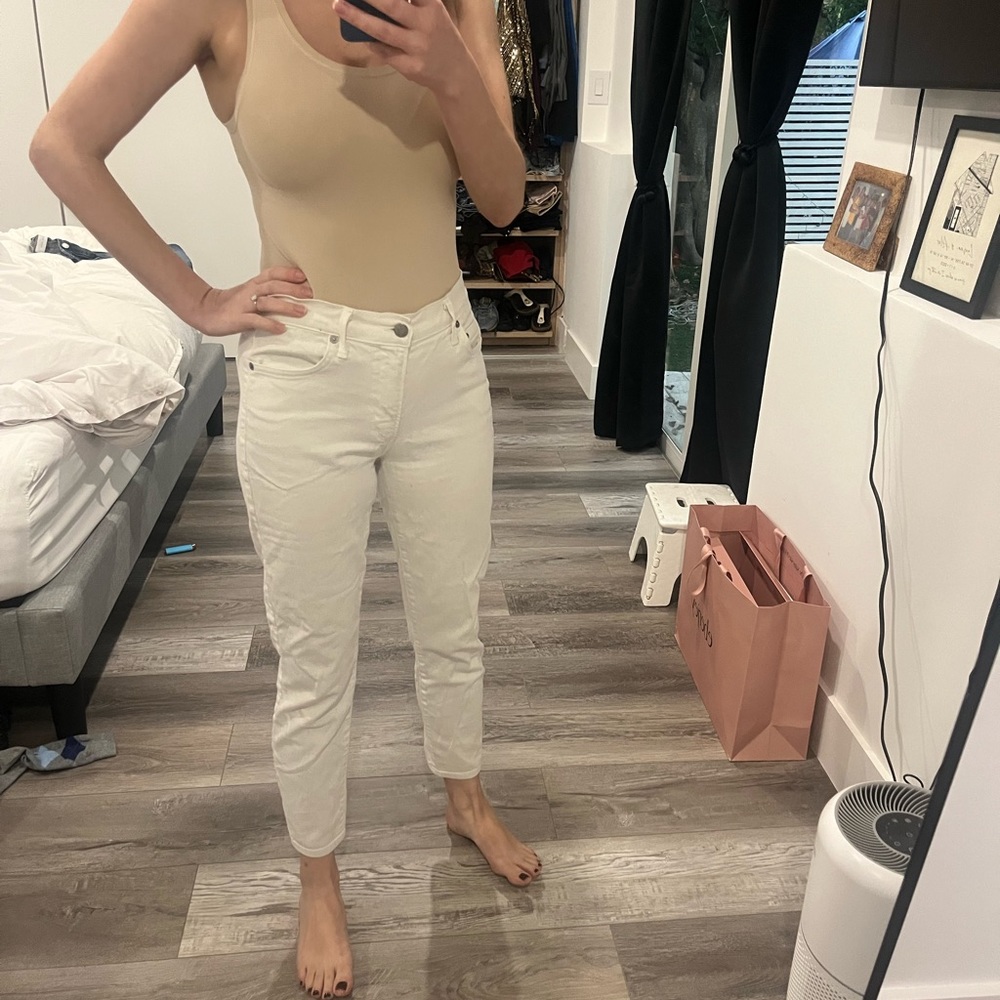 White citizens of humanity straight leg jeans 28